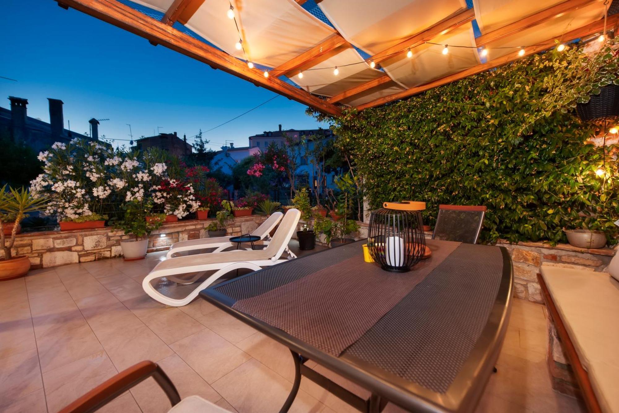 Apartment Delight City Rovinj Bagian luar foto